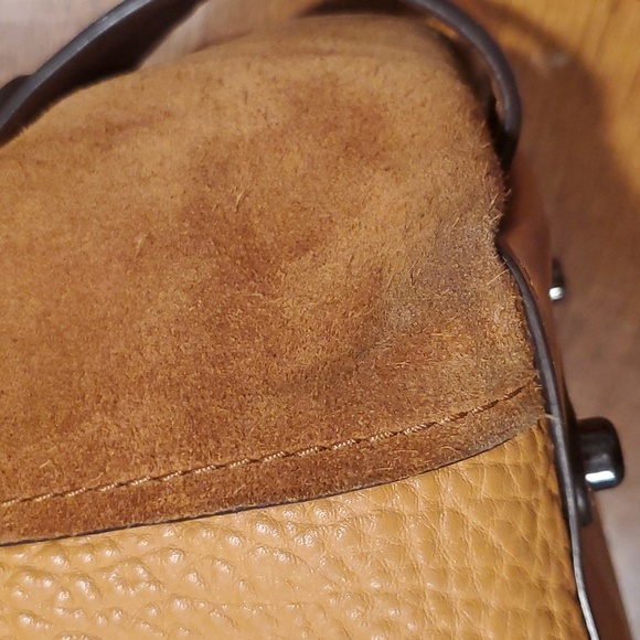 Coach Edie 42 mixed leathers squash color - Picture 8 of 15